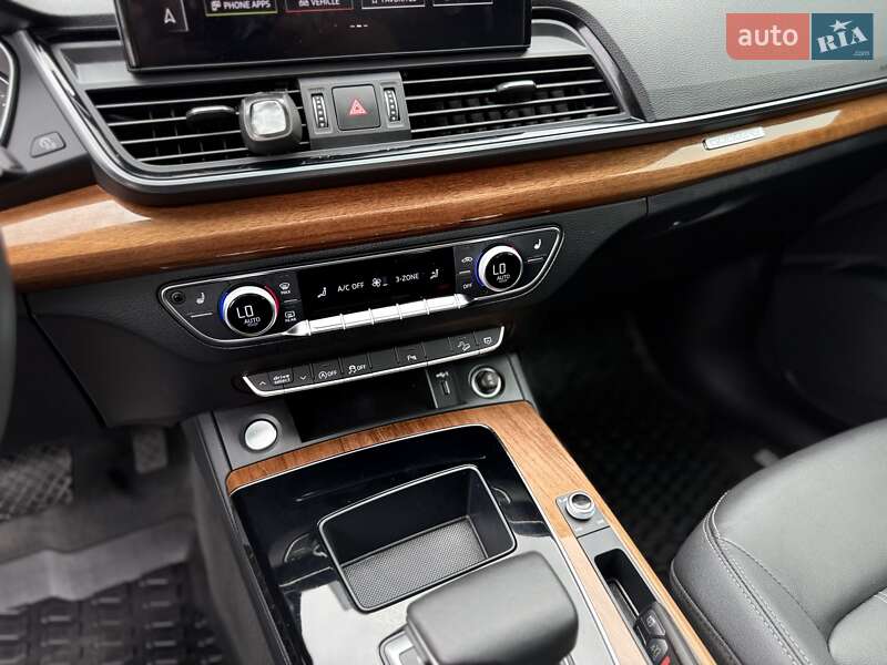 Внедорожник / Кроссовер Audi Q5 2022 в Львове