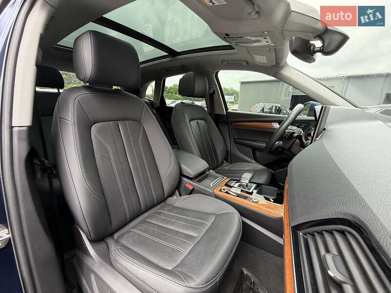 Внедорожник / Кроссовер Audi Q5 2022 в Львове