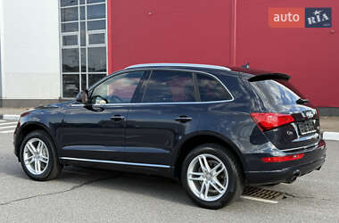 Внедорожник / Кроссовер Audi Q5 2016 в 