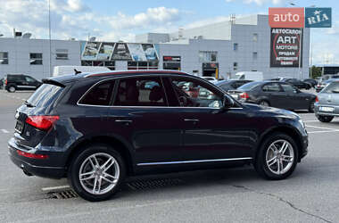 Внедорожник / Кроссовер Audi Q5 2016 в 