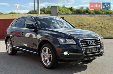 Внедорожник / Кроссовер Audi Q5 2016 в 