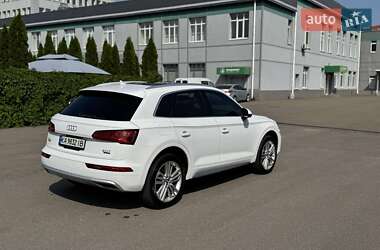 Внедорожник / Кроссовер Audi Q5 2017 в 