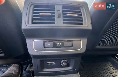 Внедорожник / Кроссовер Audi Q5 2022 в 
