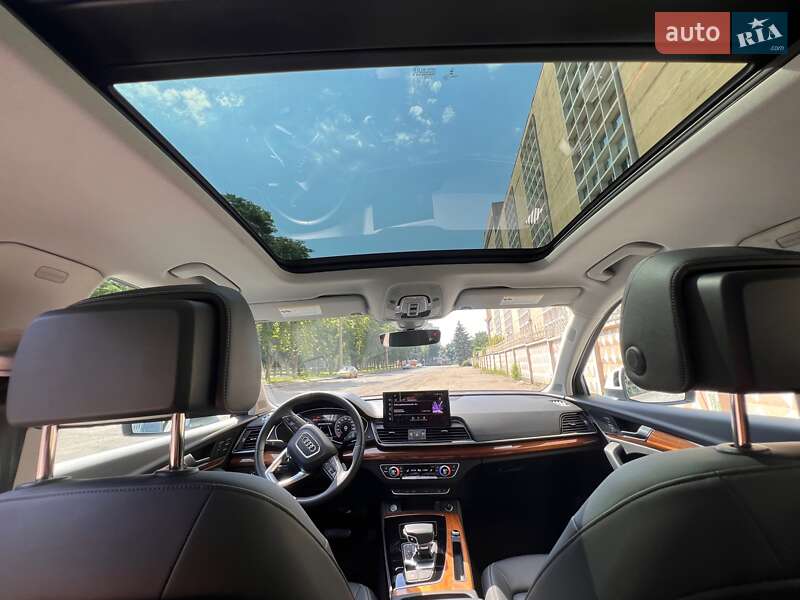 Позашляховик / Кросовер Audi Q5 2022 в Києві