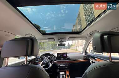 Внедорожник / Кроссовер Audi Q5 2022 в 