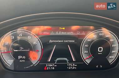 Внедорожник / Кроссовер Audi Q5 2022 в 