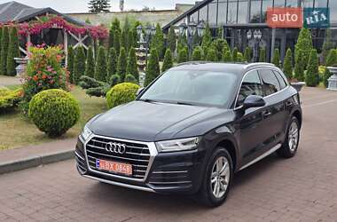 Внедорожник / Кроссовер Audi Q5 2019 в 