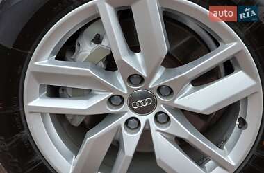 Внедорожник / Кроссовер Audi Q5 2019 в 