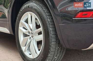 Внедорожник / Кроссовер Audi Q5 2019 в 