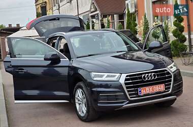 Внедорожник / Кроссовер Audi Q5 2019 в 