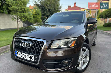 Внедорожник / Кроссовер Audi Q5 2010 в 
