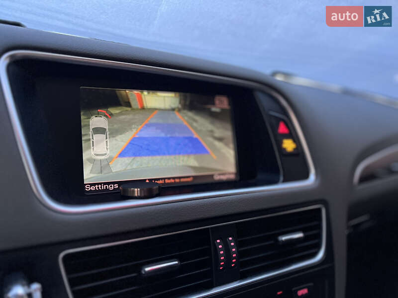 Внедорожник / Кроссовер Audi Q5 2010 в Ровно