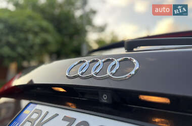 Внедорожник / Кроссовер Audi Q5 2010 в 