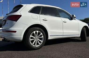 Позашляховик / Кросовер Audi Q5 2013 в 