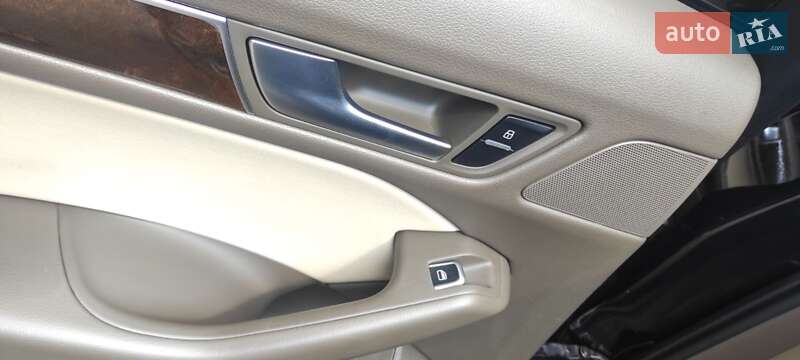 Внедорожник / Кроссовер Audi Q5 2016 в Харькове
