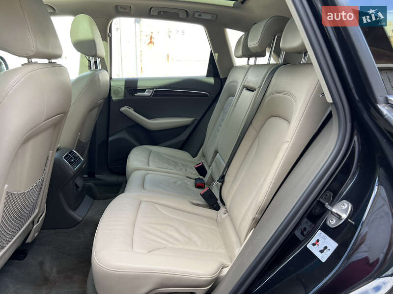 Внедорожник / Кроссовер Audi Q5 2012 в Киеве