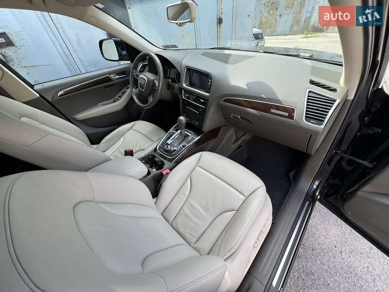 Внедорожник / Кроссовер Audi Q5 2012 в Киеве