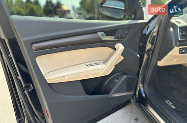 Внедорожник / Кроссовер Audi Q5 2022 в 