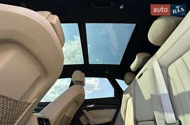 Внедорожник / Кроссовер Audi Q5 2022 в 