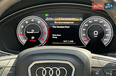 Внедорожник / Кроссовер Audi Q5 2022 в 