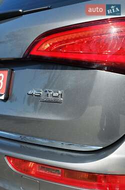 Внедорожник / Кроссовер Audi Q5 2015 в 