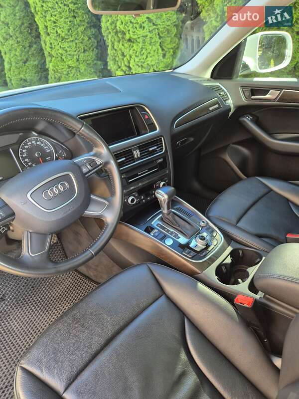 Внедорожник / Кроссовер Audi Q5 2016 в Львове