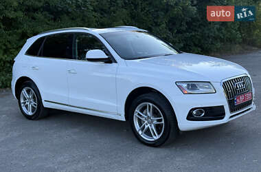 Внедорожник / Кроссовер Audi Q5 2015 в 