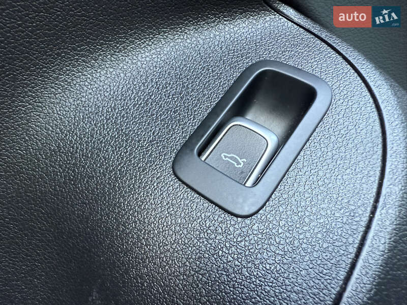 Внедорожник / Кроссовер Audi Q5 2015 в Самборе