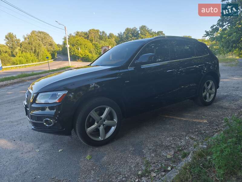 Внедорожник / Кроссовер Audi Q5 2016 в Обухове