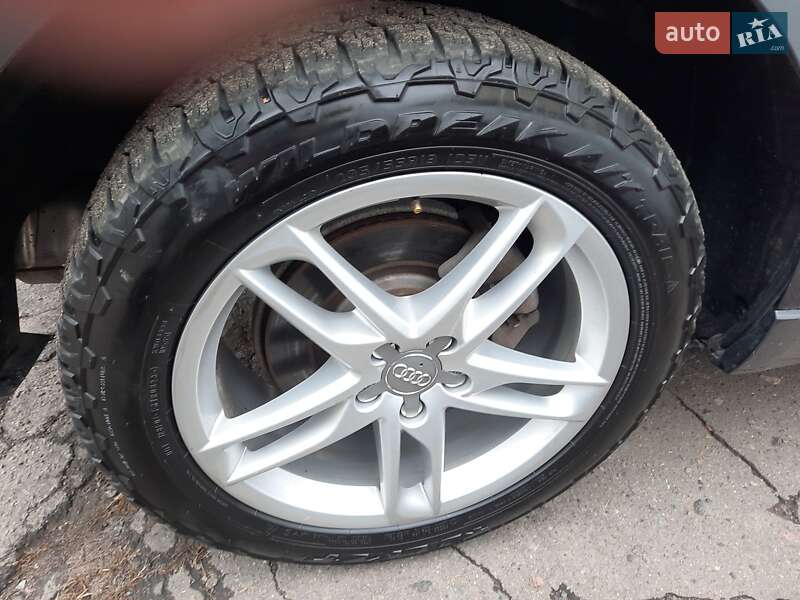 Позашляховик / Кросовер Audi Q5 2014 в Рівному