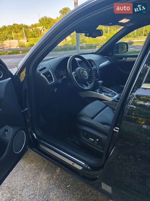 Внедорожник / Кроссовер Audi Q5 2016 в Обухове