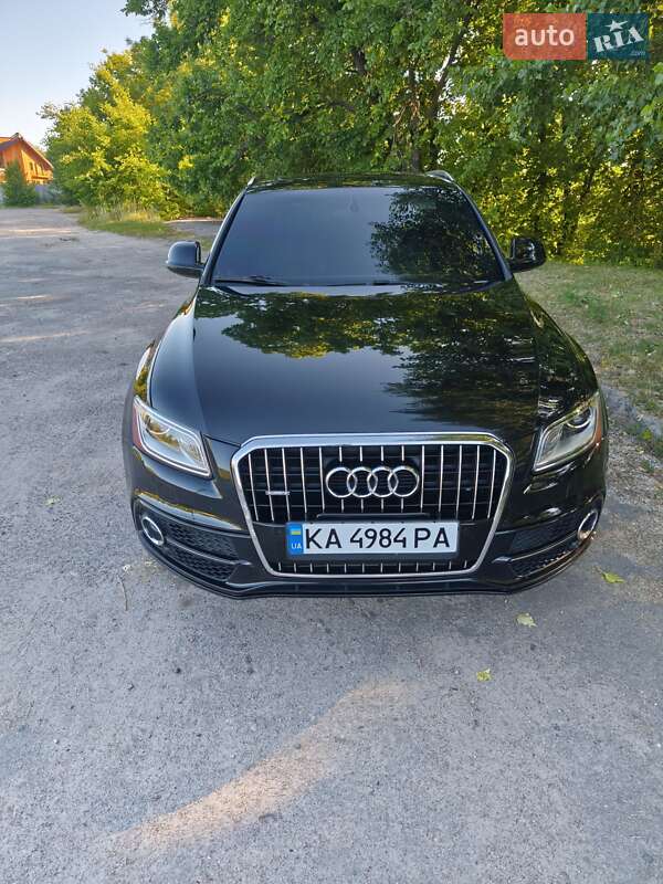 Внедорожник / Кроссовер Audi Q5 2016 в Обухове