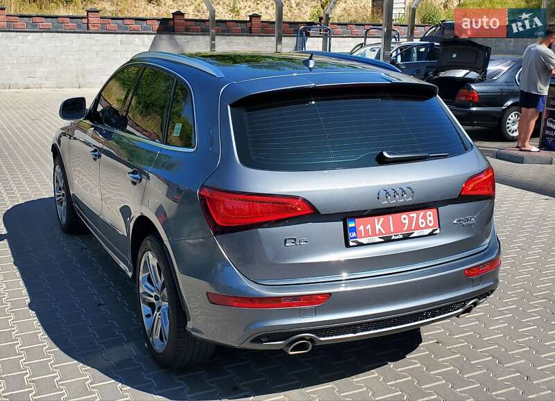 Позашляховик / Кросовер Audi Q5 2015 в Рівному