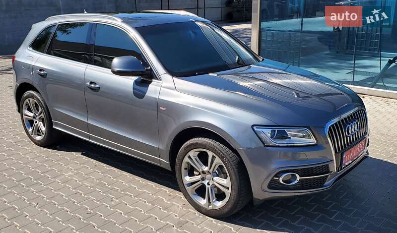 Внедорожник / Кроссовер Audi Q5 2015 в 