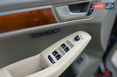 Внедорожник / Кроссовер Audi Q5 2012 в 