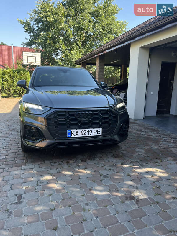 Внедорожник / Кроссовер Audi Q5 2023 в Киеве