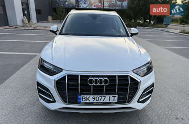 Внедорожник / Кроссовер Audi Q5 2021 в Ровно