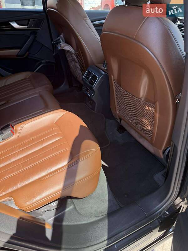 Позашляховик / Кросовер Audi Q5 2018 в Києві