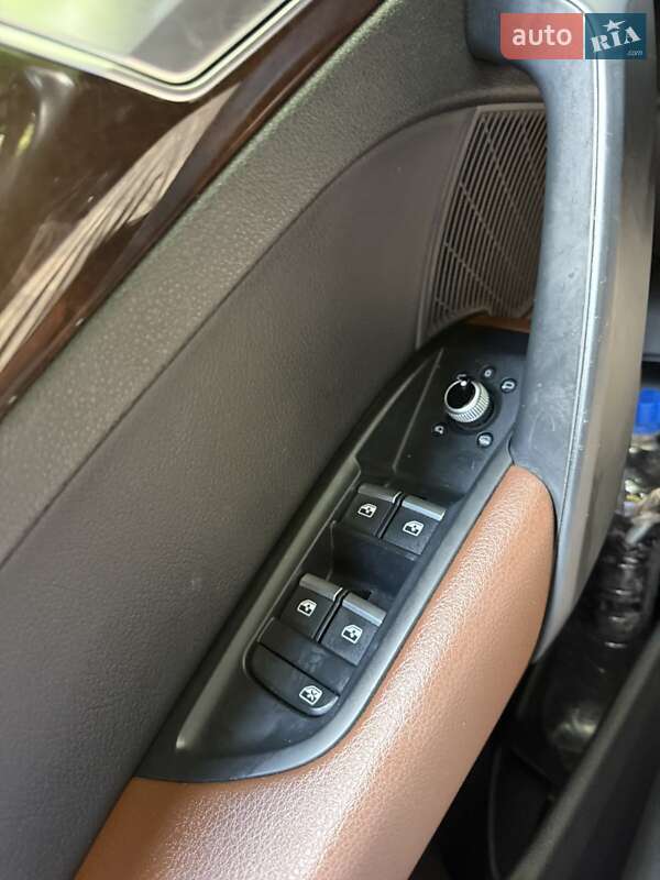 Позашляховик / Кросовер Audi Q5 2018 в Києві