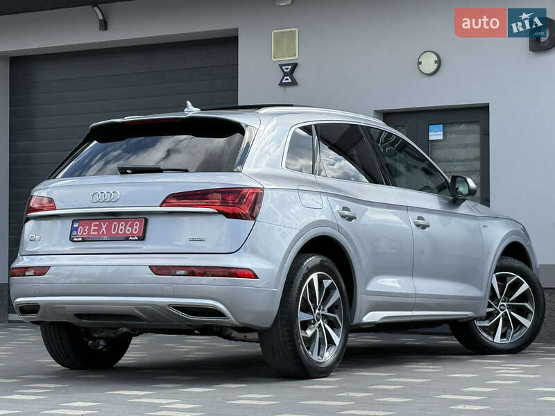 Внедорожник / Кроссовер Audi Q5 2022 в Дрогобыче