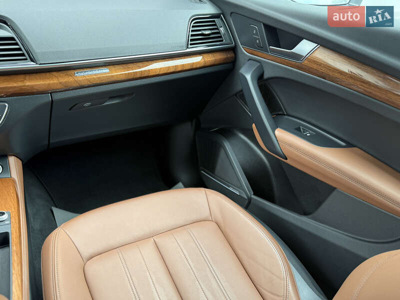 Внедорожник / Кроссовер Audi Q5 2022 в Дрогобыче