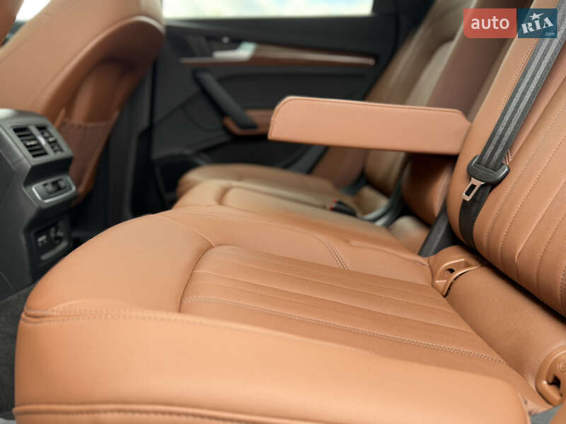 Внедорожник / Кроссовер Audi Q5 2022 в Дрогобыче