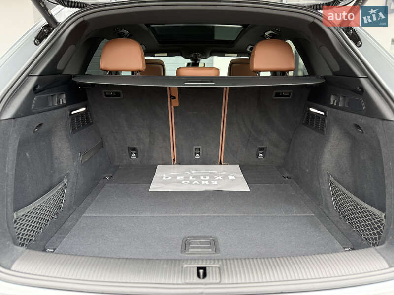 Внедорожник / Кроссовер Audi Q5 2022 в Дрогобыче