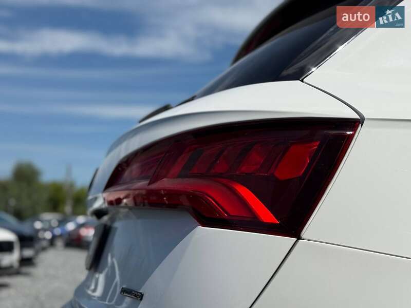 Внедорожник / Кроссовер Audi Q5 2018 в Ровно фото 12 Внедорожник / Кроссовер Audi Q5 2018 в Ровно