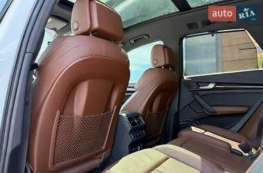 Внедорожник / Кроссовер Audi Q5 2019 в 