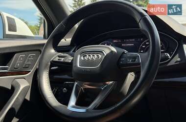 Внедорожник / Кроссовер Audi Q5 2019 в 