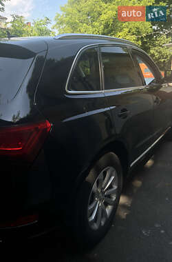 Внедорожник / Кроссовер Audi Q5 2012 в 