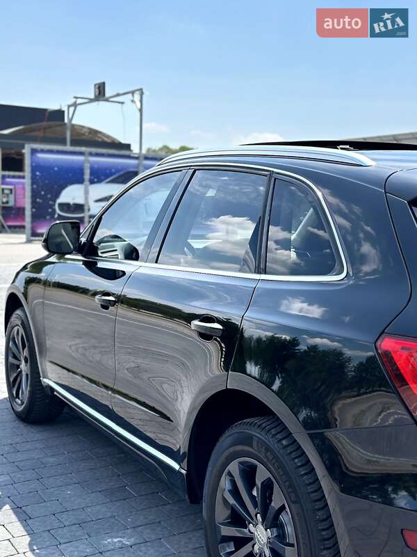 Позашляховик / Кросовер Audi Q5 2015 в Самборі