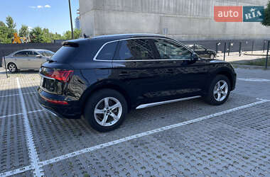 Внедорожник / Кроссовер Audi Q5 2022 в 