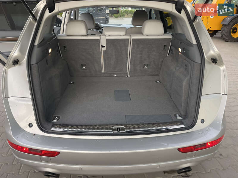 Позашляховик / Кросовер Audi Q5 2012 в Луцьку